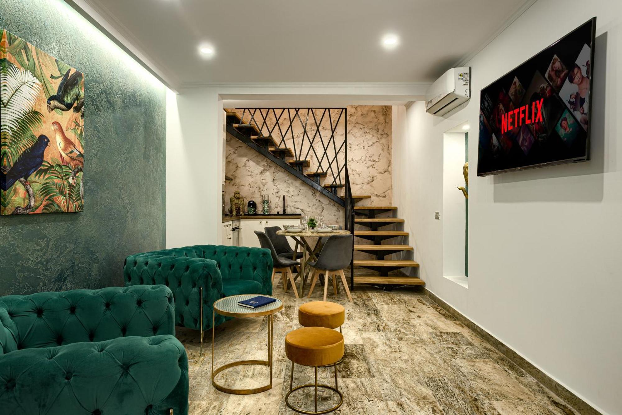 Sika Palladium Garden & Spa Central Apartment Arad Exteriör bild